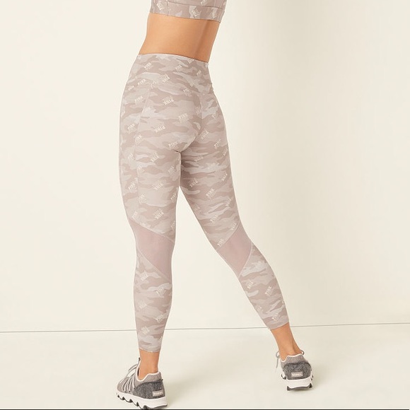 💗VS PINK ULTIMATE V POLAR CAMO LOGO LEGGINGS - Picture 5 of 8